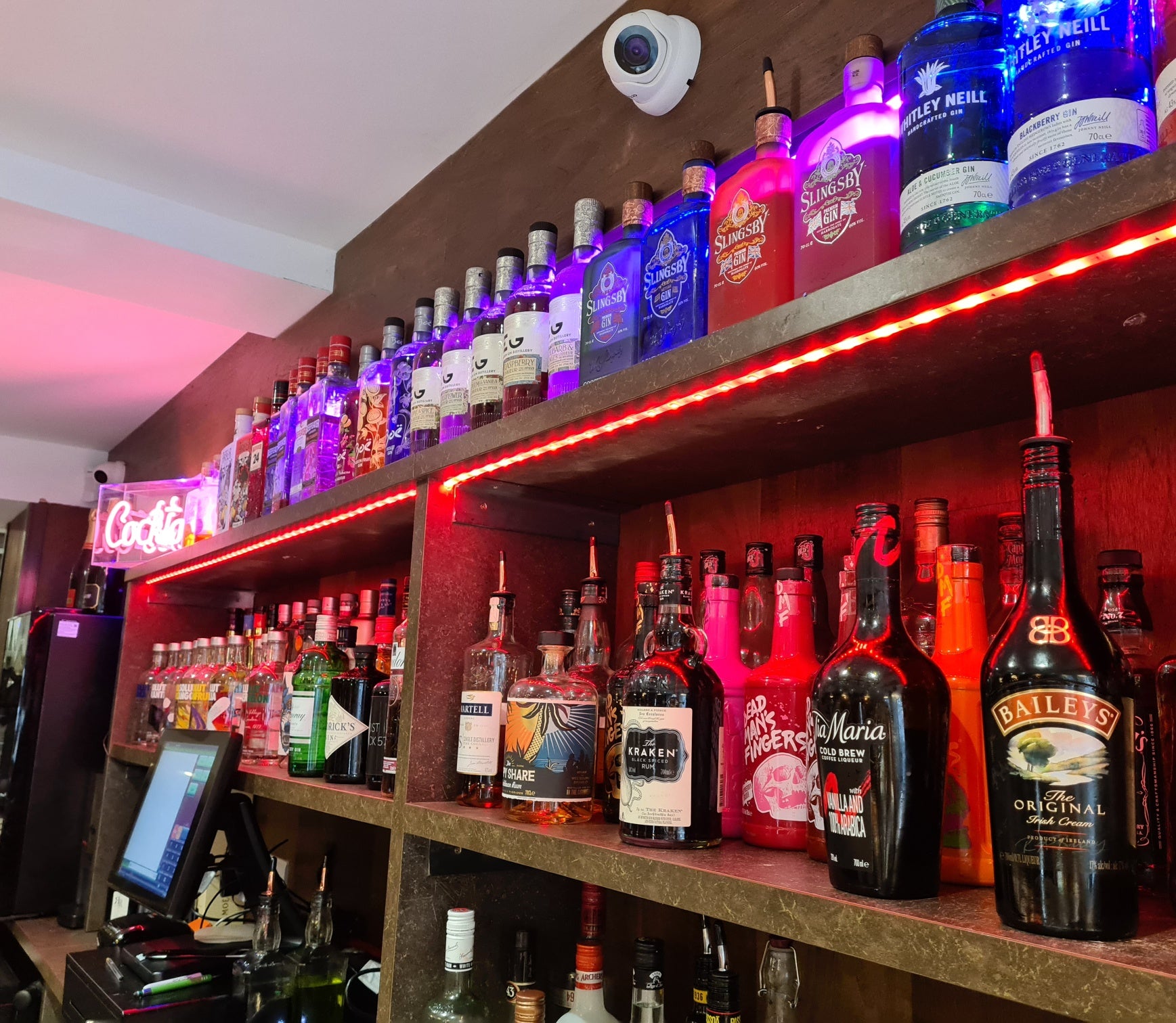 Hill 16 Bar & Lounge, Barnsley. - PuristGin